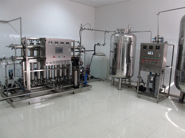 4吨医疗注射用水设备