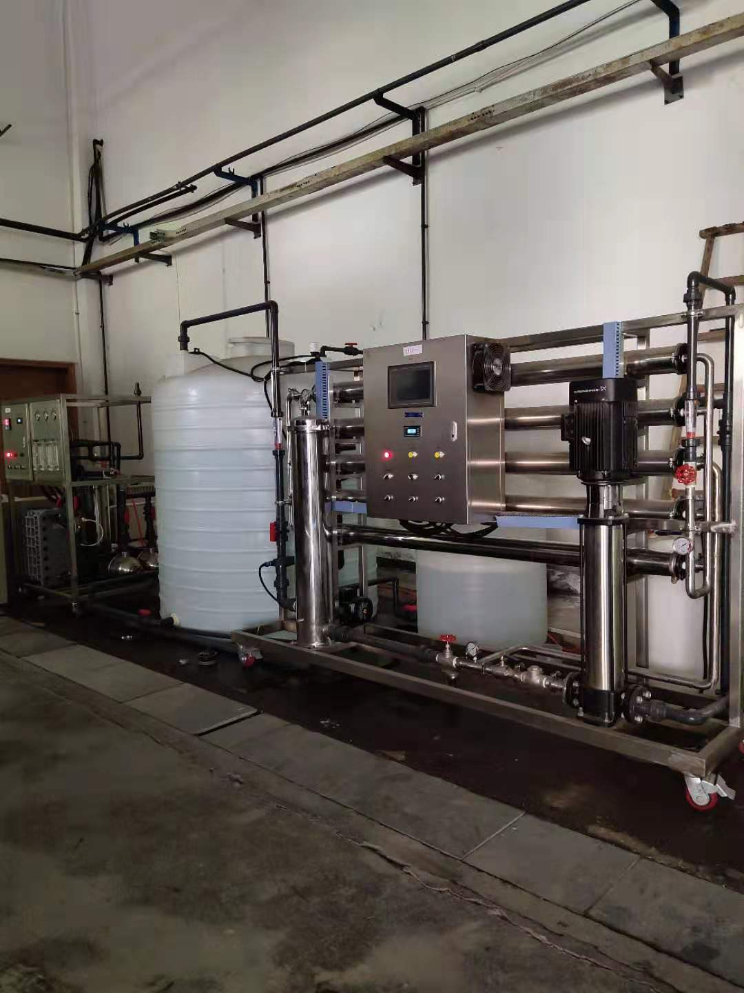 2T/HRO+EDI工业用纯水系统设备